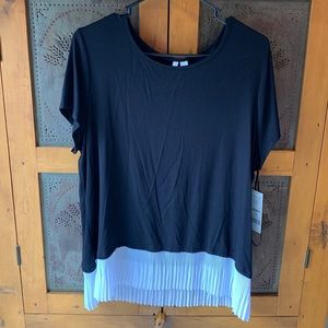 Elle Short-Sleeve Top, size XL